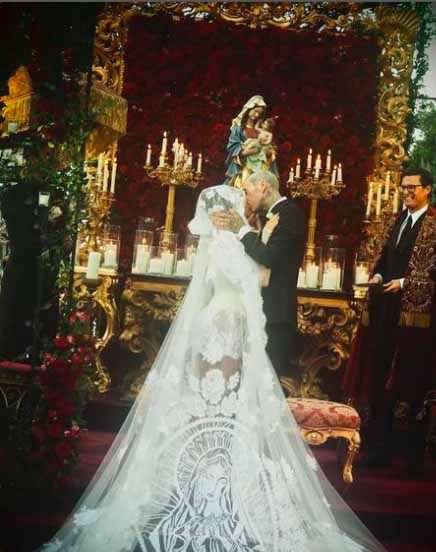 kourtney kardashian and travis barker wedding