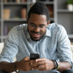 man looks other woman online