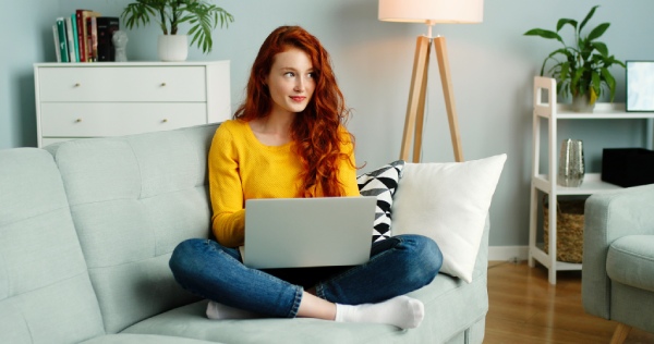 how people curate their online selves for romantic attraction